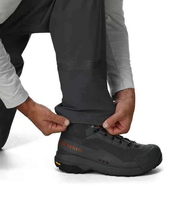 Simms - M's Flyweight Packable Waders - Stockingfoot - Cinder - Image 7